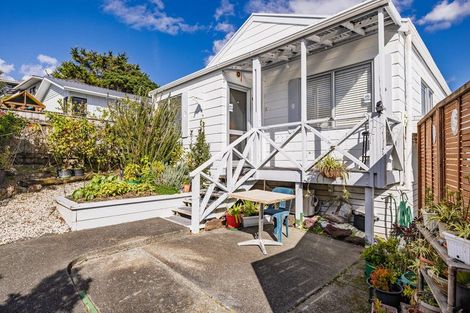 Photo of property in 17 Tui Grove, Paihia, 0200