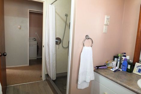 Photo of property in 76 Cook Street, Foxton, 4814