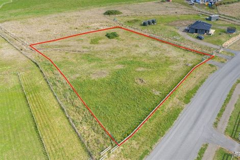 Photo of property in 34 Mowhia Grove, Waitarere, Levin, 5510