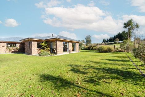 Photo of property in 65 Monteith Street, Halcombe, Feilding, 4779