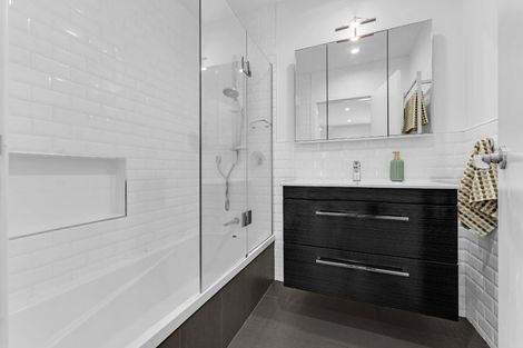 Photo of property in 60 Mcentee Road, Waitakere, Auckland, 0816