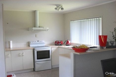Photo of property in 7 Waylen Place, Burswood, Auckland, 2013