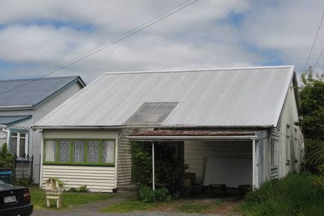 Photo of property in 92 Peel Street, Westport, 7825