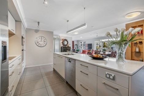 Photo of property in 85 Parkside Drive, Orewa, 0931
