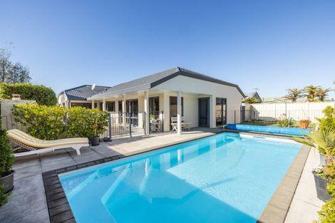 Photo of property in 48 Kensington Drive, Taradale, Napier, 4112