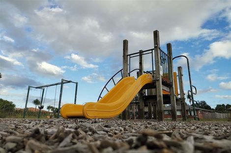 Photo of property in 1/17 Ranui Station Road, Ranui, Auckland, 0612