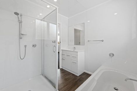 Photo of property in 5 Adrian Street, Stratford, 4332