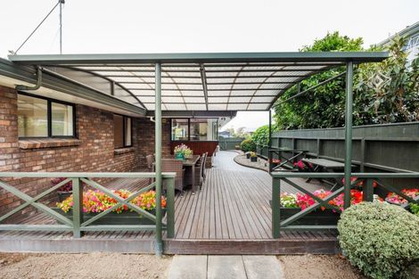 Photo of property in 123 Amberley Avenue, Highbury, Palmerston North, 4412