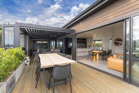 Photo of property in 21 Coprosma Crescent, Waipahihi, Taupo, 3330