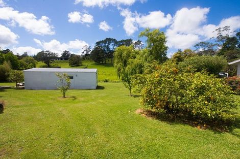 Photo of property in 169 Awa Road, Kumeu, 0891