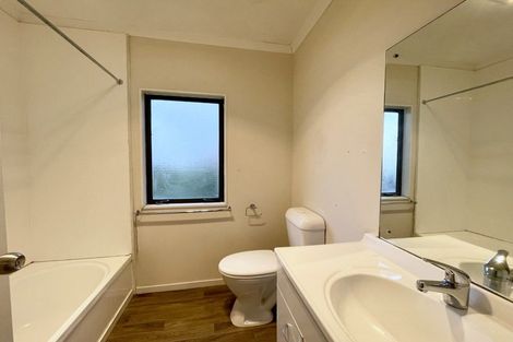 Photo of property in 54 Blake Road, Mangere East, Auckland, 2024