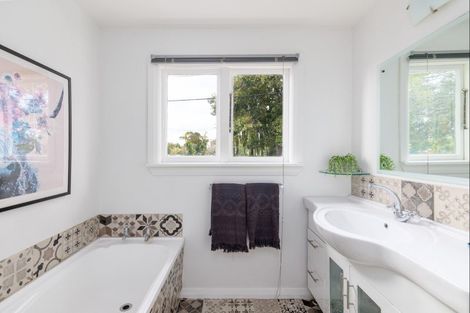 Photo of property in 134 Saint Martins Road, Saint Martins, Christchurch, 8022