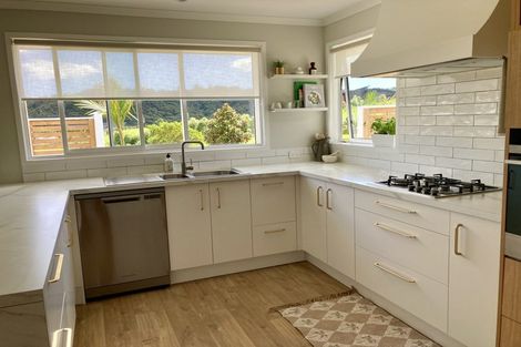 Photo of property in 7 Fernbird Grove, Kerikeri, 0294