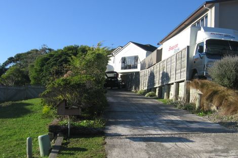 Photo of property in 3 Pilot Lane, Whitby, Porirua, 5024