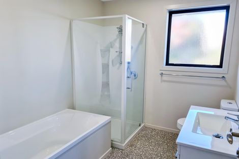 Photo of property in 35 Essex Street, Weston, Oamaru, 9401
