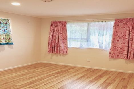 Photo of property in 61a Sunset Road, Totara Vale, Auckland, 0632