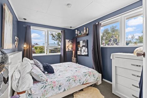 Photo of property in 52 Kowhai Street, Castlecliff, Whanganui, 4501