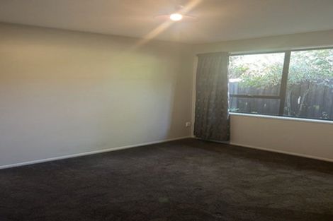 Photo of property in 34 Regency Crescent, Redwood, Christchurch, 8051
