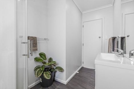 Photo of property in 37 O'dowd Road, Taradale, Napier, 4112