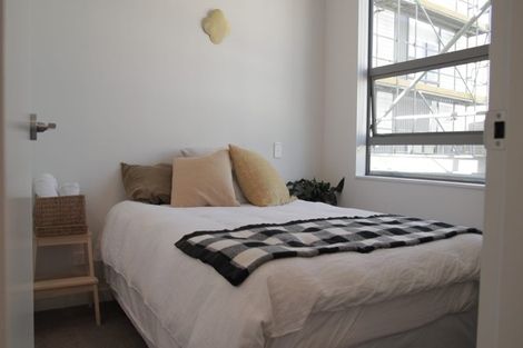 Photo of property in 24u7 Princess Terrace, Newtown, Wellington, 6021