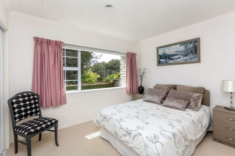 Photo of property in 7 Tukapa Street, Westown, New Plymouth, 4310