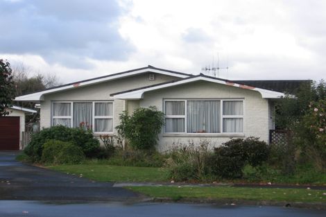 Photo of property in 14 Wallace Place, Hokowhitu, Palmerston North, 4410