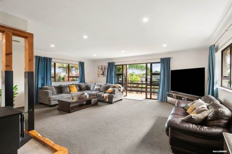 Photo of property in 6 Koromiko Place, Waiuku, 2123