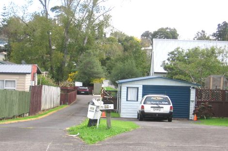 Photo of property in 86 Borich Road, Sunnyvale, Auckland, 0612