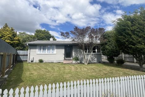 Photo of property in 6 Radnor Place, Highbury, Palmerston North, 4412