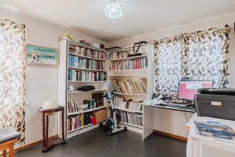 Photo of property in 11 Dinsdale Road, Dinsdale, Hamilton, 3204