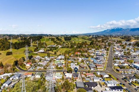 Photo of property in 7 Saxton Road, Upper Vogeltown, New Plymouth, 4310