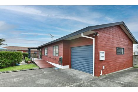 Photo of property in 2/28 Lakeside Drive, Orewa, 0931