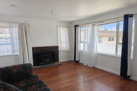 Photo of property in 65 Routley Drive, Glen Eden, Auckland, 0602