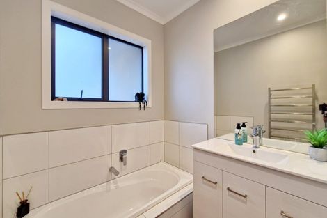 Photo of property in 20 Snappers Lane, Foxton Beach, Foxton, 4815