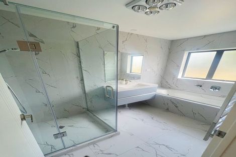 Photo of property in 230a Birkdale Road, Birkdale, Auckland, 0626