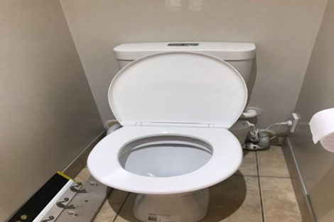 Photo of property in 22 School Road, Te Atatu South, Auckland, 0610