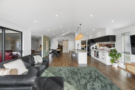 Photo of property in 39 Plover Avenue, Amberley, 7410