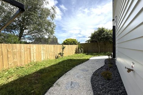 Photo of property in 13d Williams Road, Hobsonville, 0618