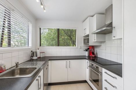 Photo of property in 29a Pisces Road, Glen Eden, Auckland, 0602