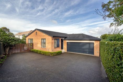 Photo of property in 4 Argyle Terrace, Milford, Auckland, 0620