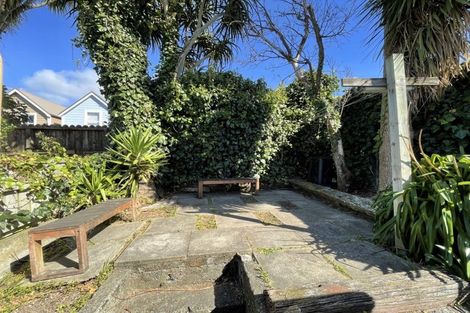 Photo of property in 62 Wallace Street, Mount Cook, Wellington, 6021