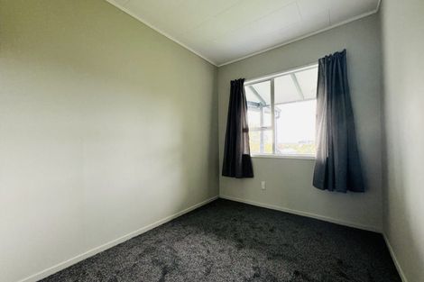 Photo of property in 52 Keegan Drive, Massey, Auckland, 0614