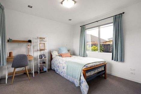 Photo of property in 34 Madison Street, Cambridge, 3434