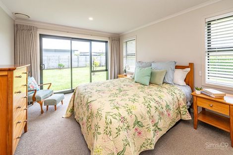 Photo of property in 35 Sussex Road, Springvale, Whanganui, 4501