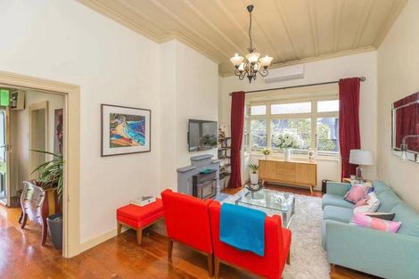 Photo of property in 25 Balmain Road, Birkenhead, Auckland, 0626