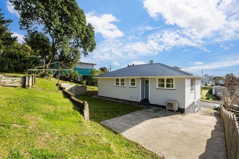 Photo of property in 146 Sievers Grove, Cannons Creek, Porirua, 5024
