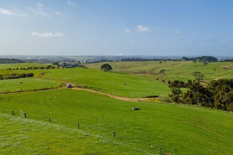 Photo of property in 1047 Awhitu Road, Pollok, 2683