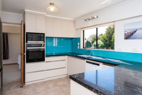 Photo of property in 8 Padfield Place, Havelock North, 4130