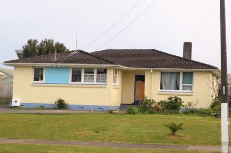 Photo of property in 25 Farmer Street, Mangere East, Auckland, 2024