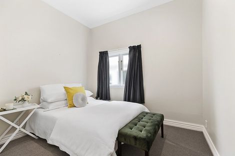Photo of property in 14 Emmett Street, Newtown, Wellington, 6021